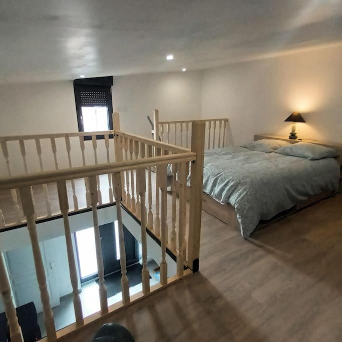 Appartamento Loft Entier, Calme, Fibre Et Wifi Saint-Quentin  Esterno foto