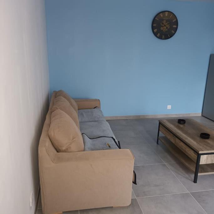 Appartamento Loft Entier, Calme, Fibre Et Wifi Saint-Quentin  Esterno foto
